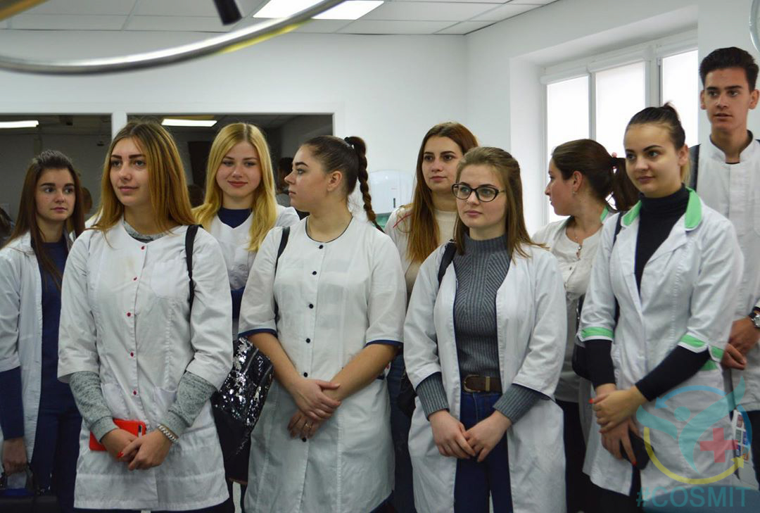 Симуляційний центр БДМУ COSMIT Візит студентів коледжу Буковинського державного медичного університету